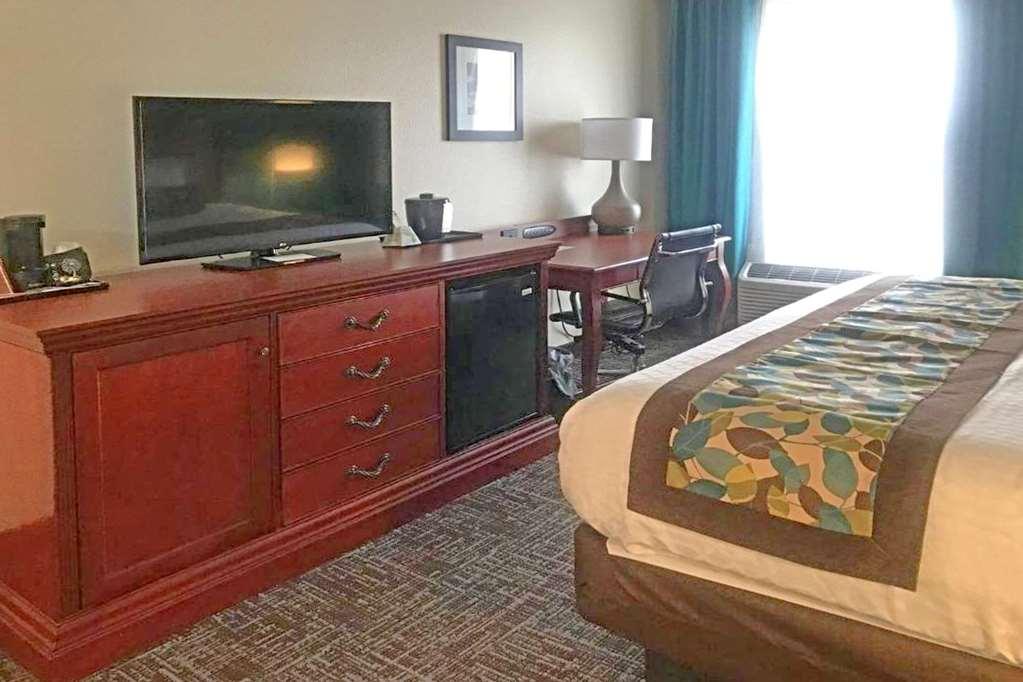 Rodeway Inn & Suites O'Fallon Chambre photo